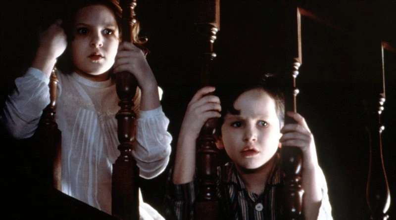 Os 37 Plot Twists Mais Marcantes De Todos Os Tempos 22 22 - Os Outros (2001) - The Others - Os 37 Plot Twists mais marcantes de todos os tempos