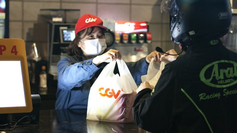 Sem Clientes E Filmes Na Pandemia, Cinemas Alugam Telões Para Gamers 4 Sem clientes e filmes na pandemia, cinemas alugam telões para gamers 4