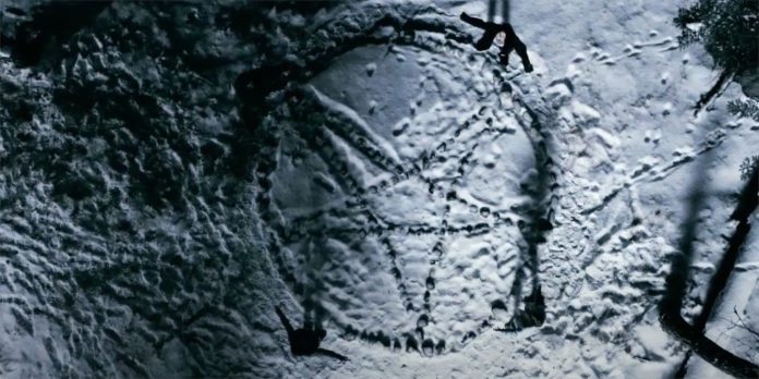 Trailer de 'Fall River': Blumhouse investiga o pânico satânico em documentos sobre crimes verdadeiros Trailer de 'Fall River': Blumhouse investiga o pânico satânico em documentos sobre crimes verdadeiros