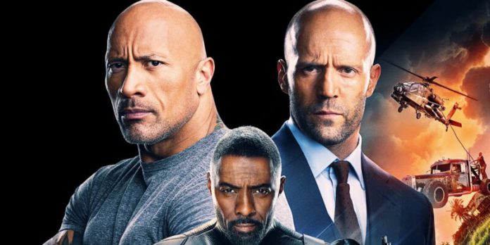 Não é de hoje que a ausência do astro Dwayne Johnson na franquia de ‘Velozes e Furiosos’ tem sido comentada publicamente. E desta vez, Hiram Garcia, produtor de ‘Hobbs & Shaw‘ e um dos líderes da produtora Seven Bucks (que pertence ao ator), confirmou definitivamente que The Rock não retornará para as sequências 10 e 11 da popular franquia de ação, “por razões óbvias”. Não é de hoje que a ausência do astro Dwayne Johnson na franquia de ‘Velozes e Furiosos’ tem sido comentada publicamente. E desta vez, Hiram Garcia, produtor de ‘Hobbs & Shaw‘ e um dos líderes da produtora Seven Bucks (que pertence ao ator), confirmou definitivamente que The Rock não retornará para as sequências 10 e 11 da popular franquia de ação, “por razões óbvias”.